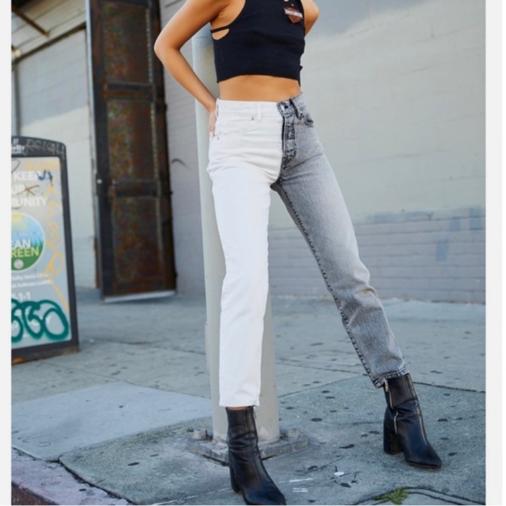 LIKE NEW!! Revice True Love Checkmate Colorblock Straight Leg Jeans Size 27